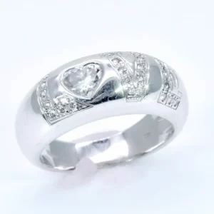 Chopard ‘Happy Diamonds’ LOVE Ring