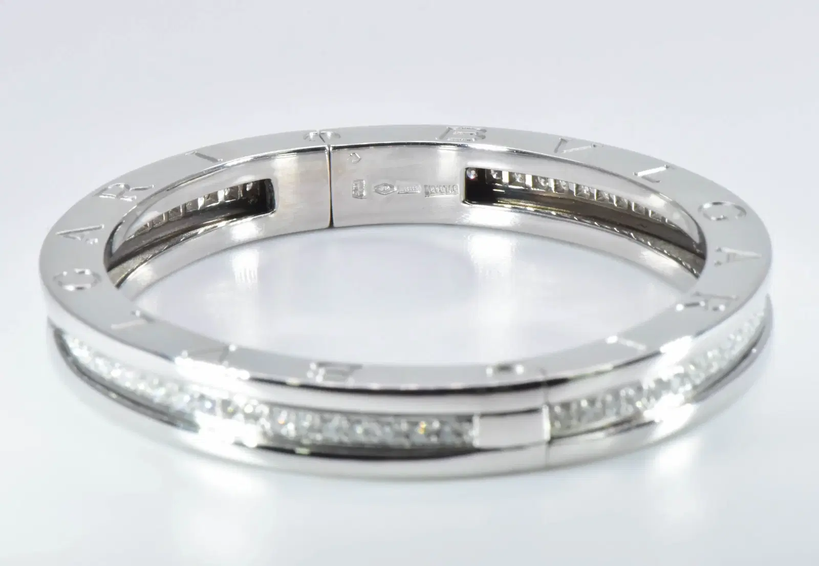 Bvlgari Bzero1 Pave Diamond Bangle