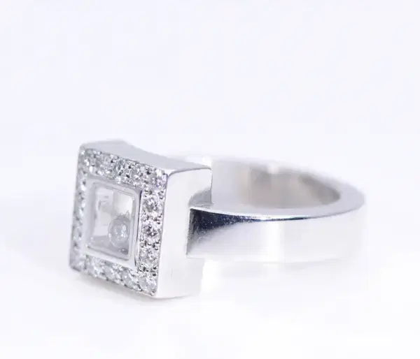 Chopard ‘Happy Diamonds’ 18k White Gold Ring