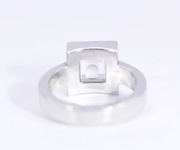 Chopard ‘Happy Diamonds’ 18k White Gold Ring
