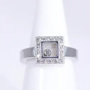 Chopard ‘Happy Diamonds’ 18k White Gold Ring