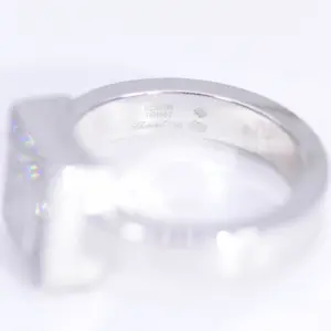 Chopard ‘Happy Diamonds’ 18k White Gold Ring