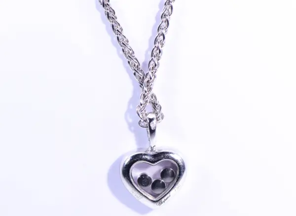Chopard Happy Diamonds 18k White Gold Diamond Heart Necklace
