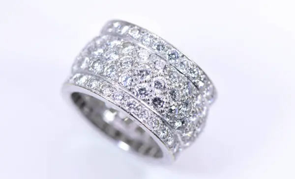 Cartier Nigeria Eternity Ring 5.5 ct Diamonds and 18k Gold