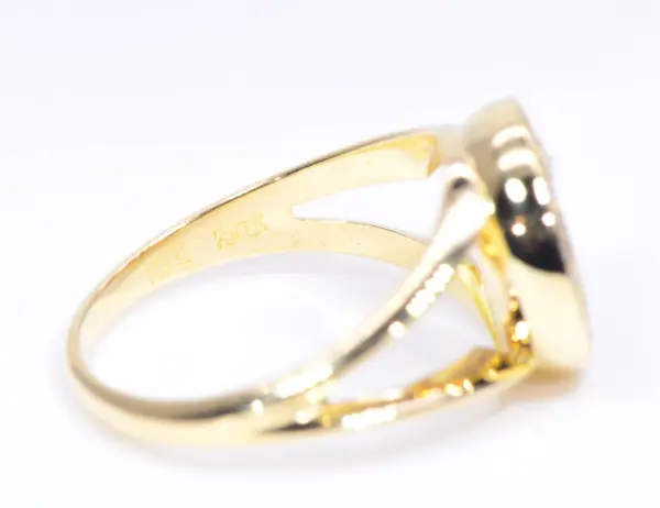 Chopard ‘Happy Diamonds’ 18k Yellow Gold Ring