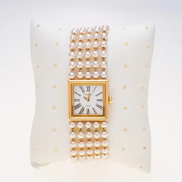 Chanel Mademoiselle Pearl Watch White Pearl & Yellow Gold