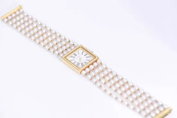 Chanel Mademoiselle Pearl Watch White Pearl & Yellow Gold Size XL