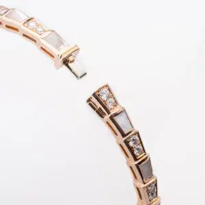 BVLGARI Serpenti Viper 18ct Rosegold, 0.97ct Diamond and MOP Bracelet